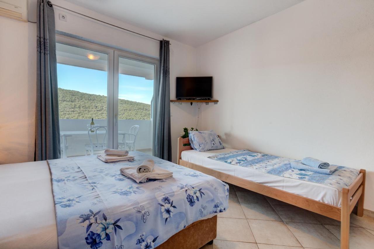 Apartments Vesna Тиват Екстер'єр фото