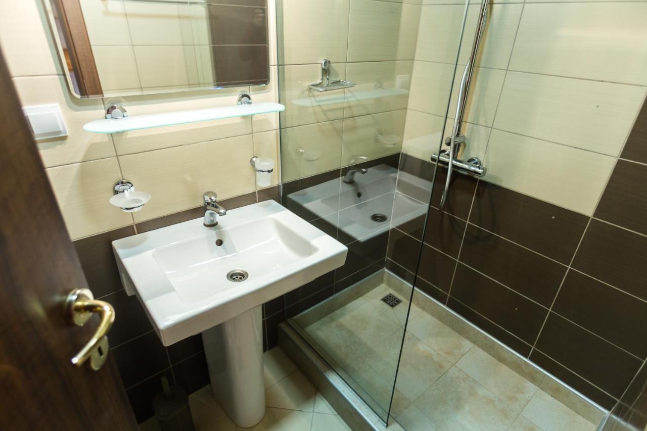 Apartments Vesna Тиват Екстер'єр фото