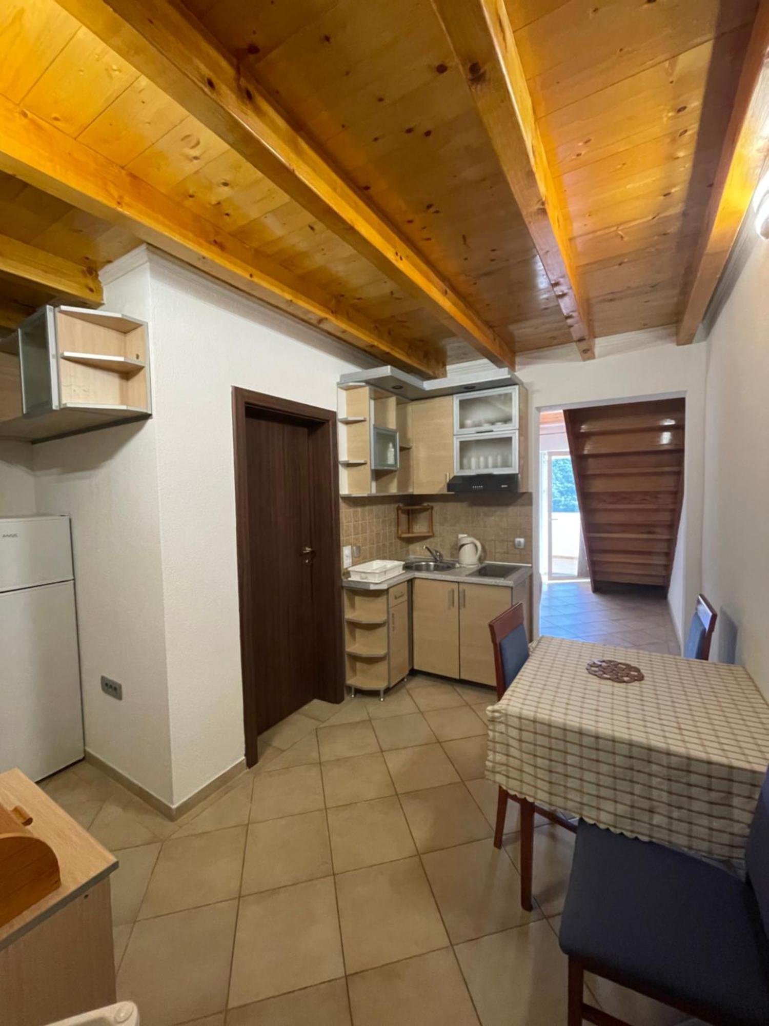 Apartments Vesna Тиват Екстер'єр фото