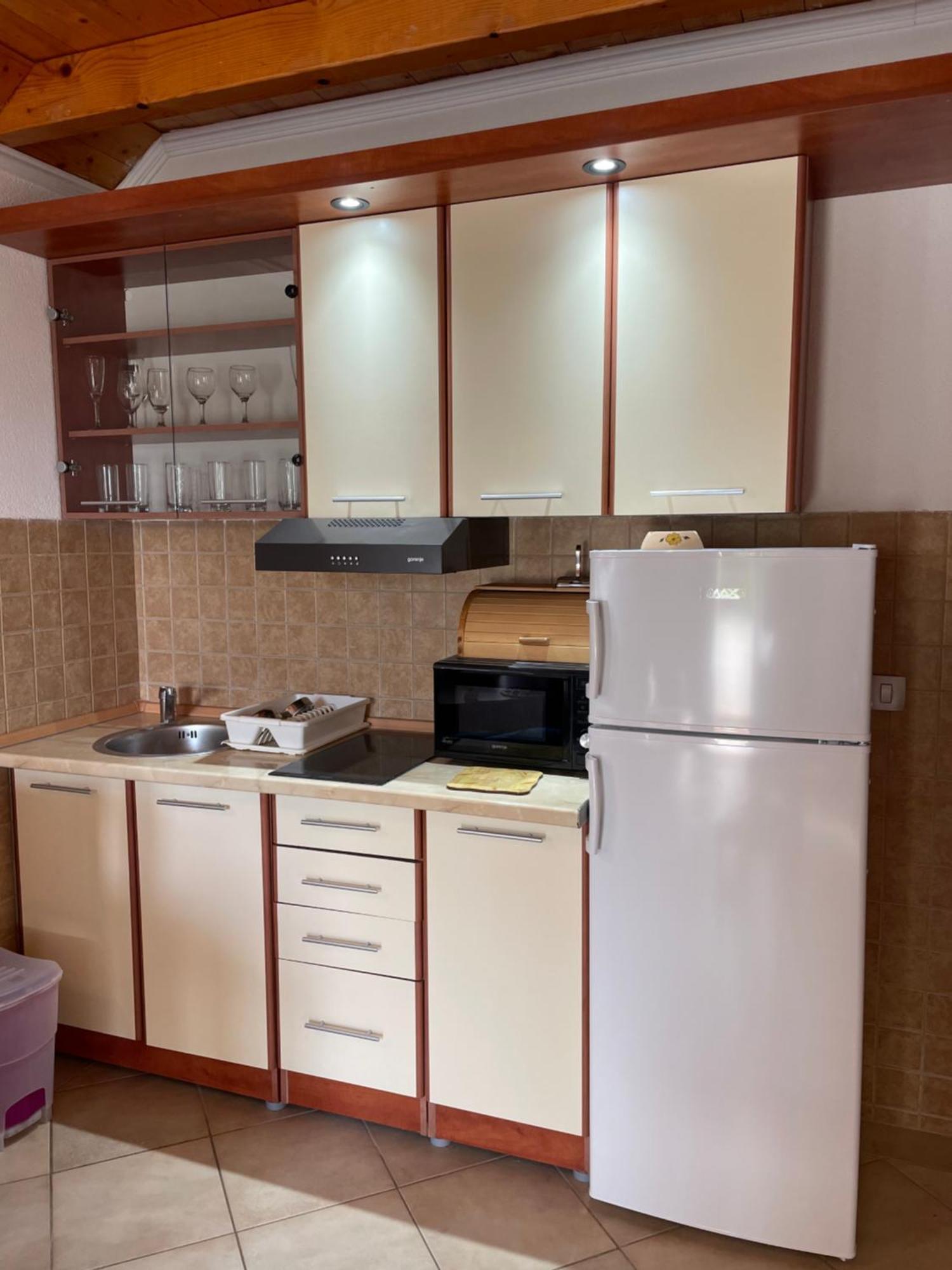 Apartments Vesna Тиват Екстер'єр фото